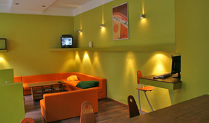 Dizzy Daisy Downtown